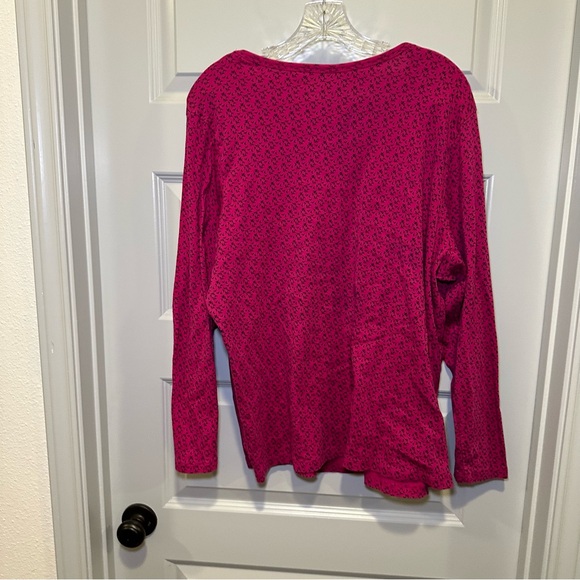 St. John’s Bay Pink Print Scoop Neck Long Sleeve Tee size 3X - Picture 6 of 6